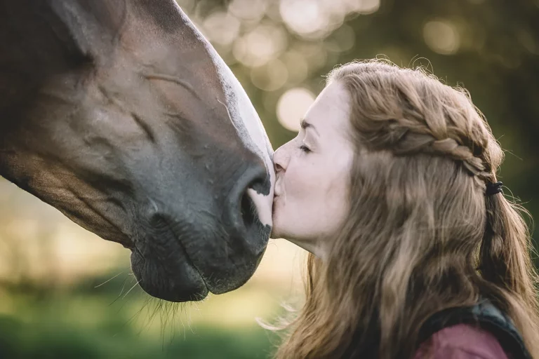 Foto-Story Pferdeshooting "Horse Kiss"